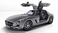 Mercedes SLS AMG acrescenta sigla GT e tem melhorias